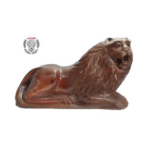 مجسمه شیر چوبی قاجاری